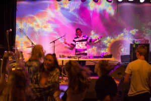 DJ
