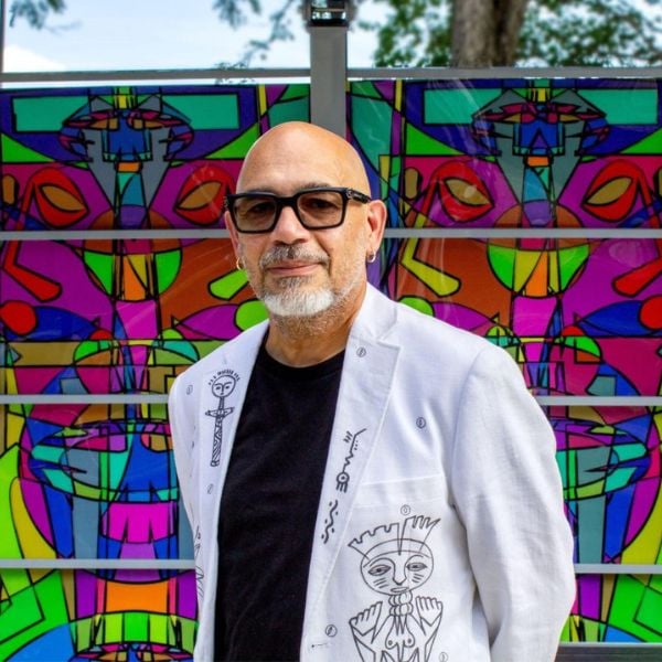 Jose Manuel Cruz Bus Stop Art Arts News Orange County